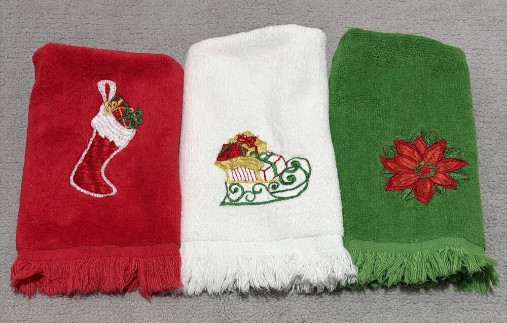 Martex Hand Towel Lot (3) Christmas Red Green White Embroidered Vintage